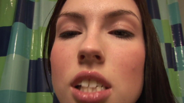 Solo Austria: Lovely teen likes talk dirty