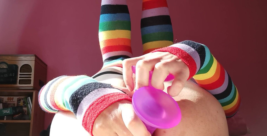 Rainbow Femboy: Nowy zestaw filmów odtweć tyłek od 3 września