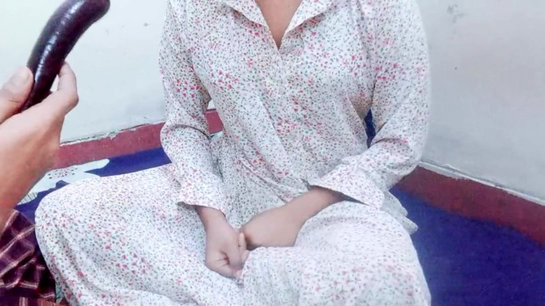 Favorite obsession: 当我用假阳具手淫时，我的继父找了我，他狠狠地操我