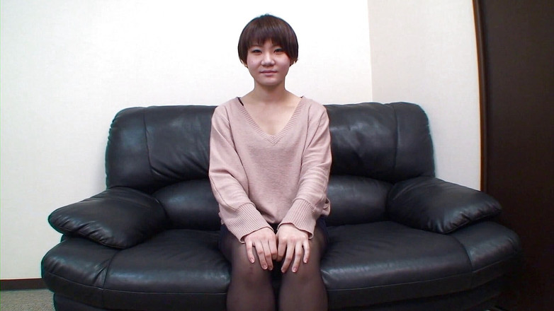 Japan Lust: Drobna japońska nastolatka o krótkich włosach zostaje wypełniona kremówka