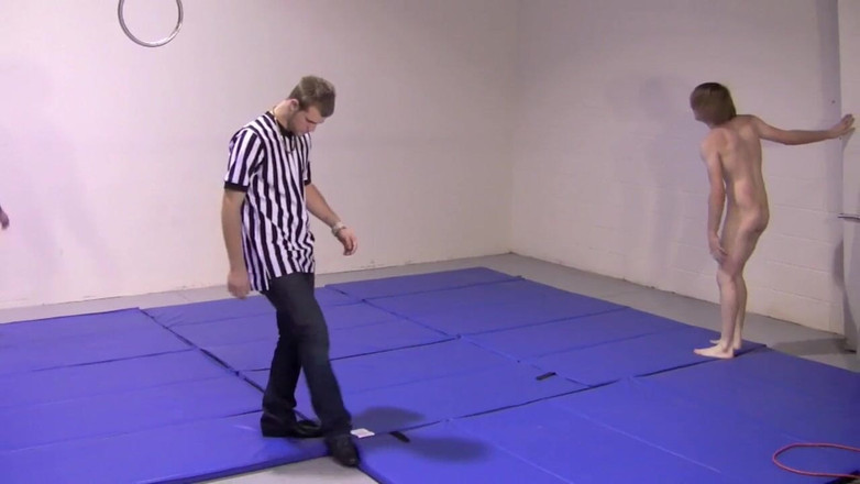 Dream Boy Bondage: Strip-tease - chapitre 6