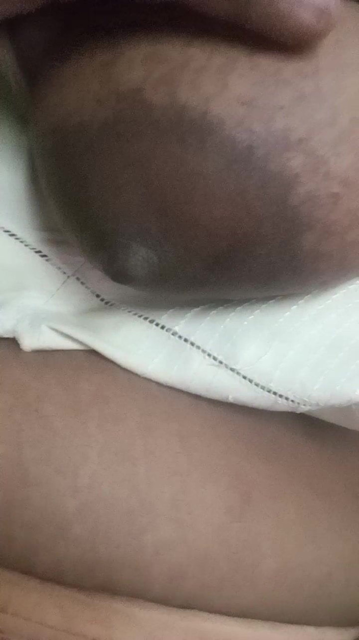 Bedroom: Індійська домогосподарка в солодкому сексуальному виконанні