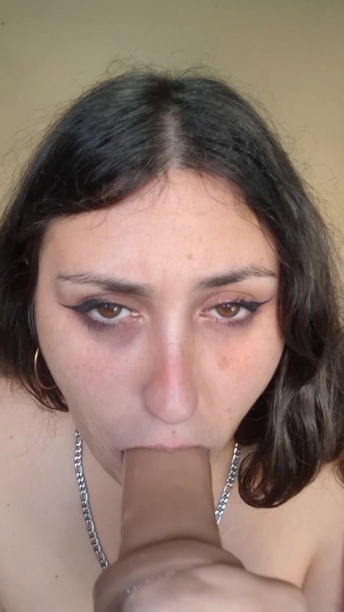Aslaug BBW: BBW Solo- Sloppy Deepthroating for Stepdaddy