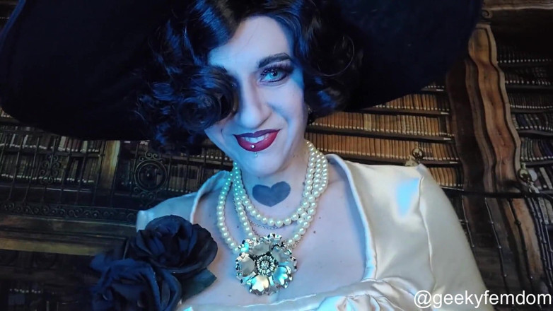 Geeky Femdom: Lady Dimitrescu's Pet