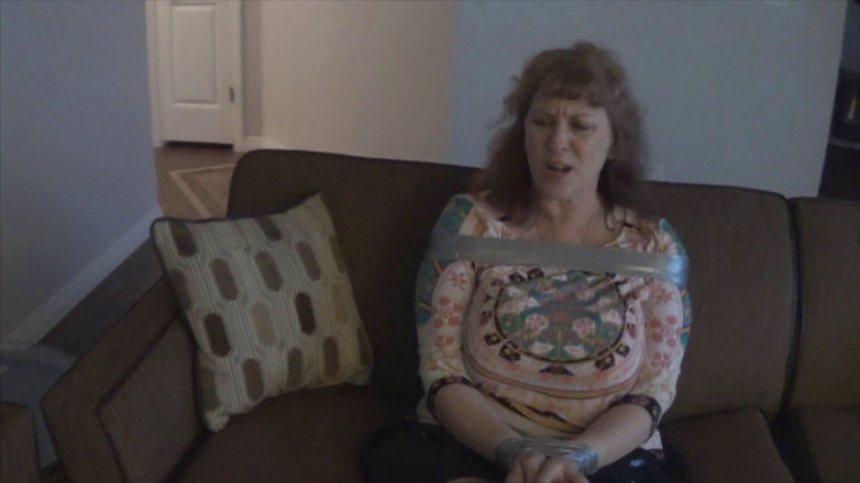 Tropical Lust: Kendra Lynn și mama ei vitregă lezdom