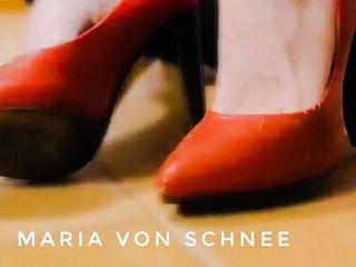 Maria Von Schnee: Fetish red shoes