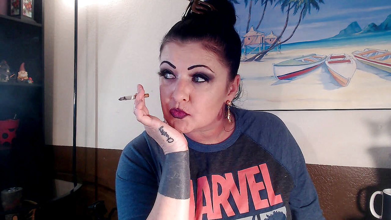 Abby Anna: 20年の喫煙者