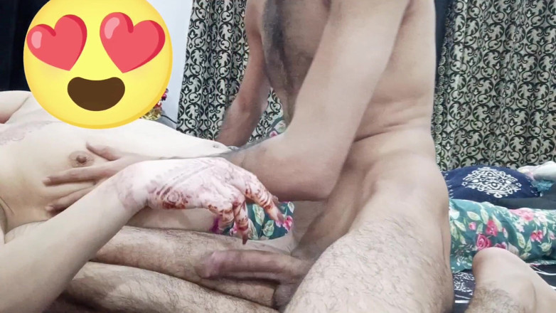 Manosexyscat69: Adik berpantat pertama kali mengongkek batang besar – video punjabi vioce...