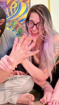6'7 Giantess Hands Completely Dwarf His Tiny 6'3 Man Hands - Palm-to-palm Size Humiliation