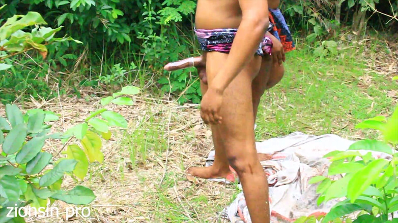 Zion: Futai de carnaval în sat