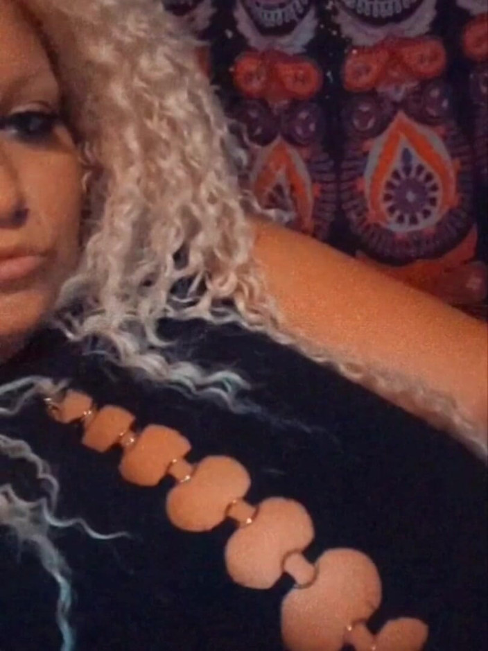 SuperHeadStormyRae: Spelen met mijn lieve poesje