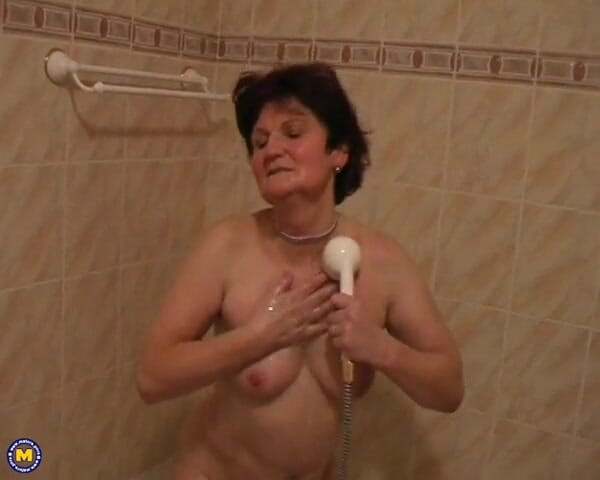 Mature NL: He Likes Experienced Women