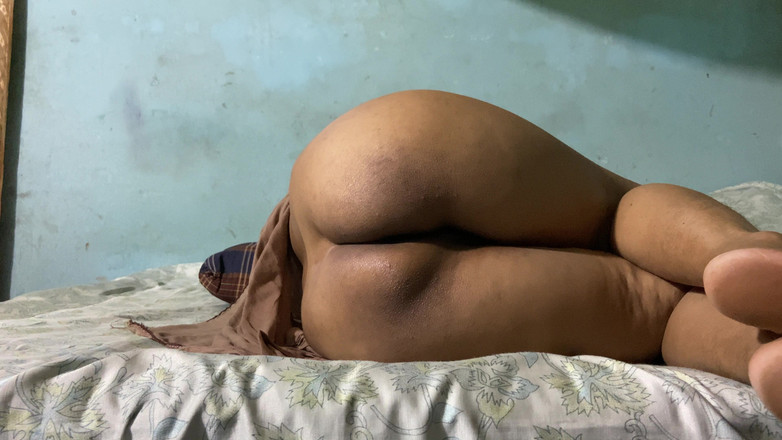 SAFI-SEXY: När jag såg min frus styvsyster ensam utnyttjade jag möjligheten...