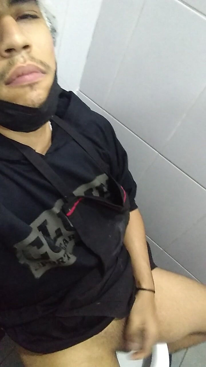 AlexAlejandro13: 욕실에서 널 흥분하게 만들어