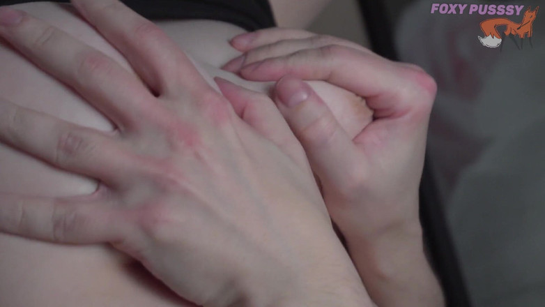 VioletPurpleFox: Extrémně smyslné sání bradavek nevlastní sestry