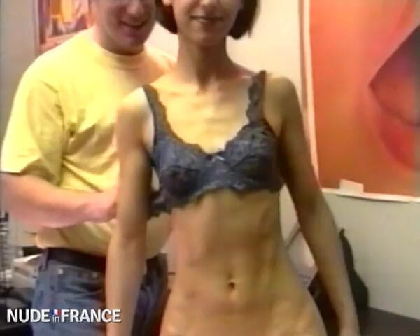 La France a Poil: Caroline, gorgeous little nympho, discreet and very excited