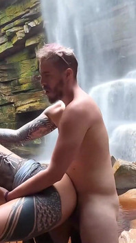 Dreadhot's Wet Pussy Gets Fucked Under the Waterfalls