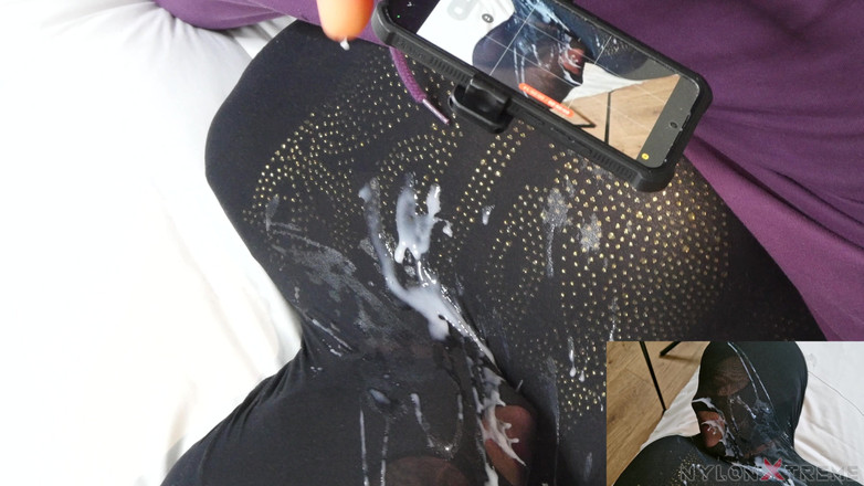 Nylon Xtreme: Nora Fox è tornata e sta cercando di rubarmi