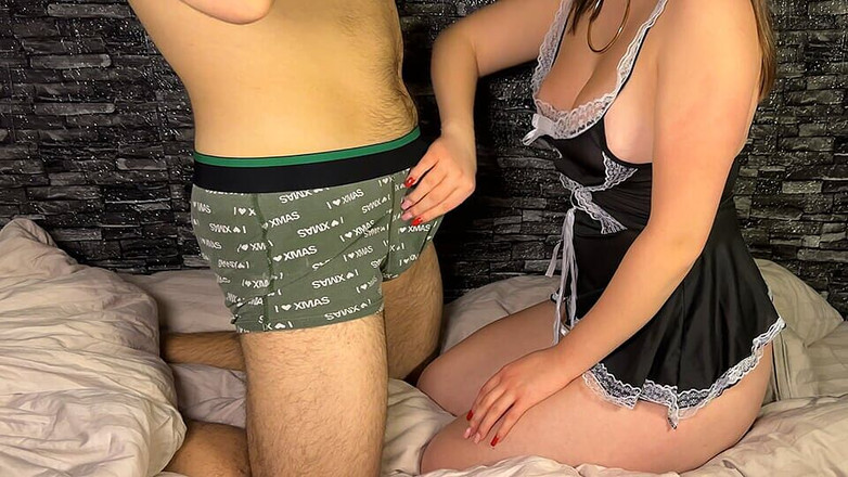 Marshmallow Sweet: Melancap melalui seluar dalamnya dan banyak mengusik dan pinggir