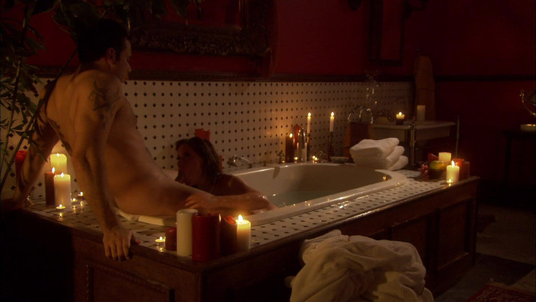 Tight little babes: Cewek semok rambut cokelat ngentot penuh gairah sama mantan pacarnya