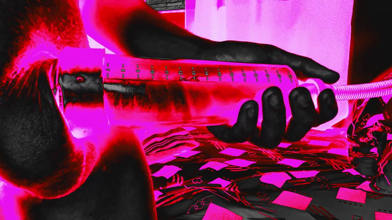 Greedy truck: Tôi đặt một máy ảnh hồng ngoại để chụp con cu của tôi đang...