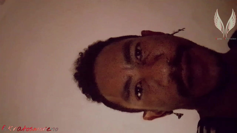 Kratosmoreno: Khratos tem um novo submisso