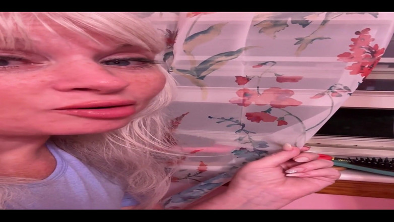 PaintedRose: 806682002349633536.mp4