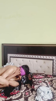 Desi Girl Aaj Ghodi Banke Chudi Aur Apne Boobs and Chut Me Finger Dalwayi