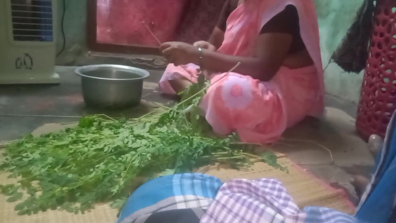 Priyanka314: Casa trabajando tía presionando tetas