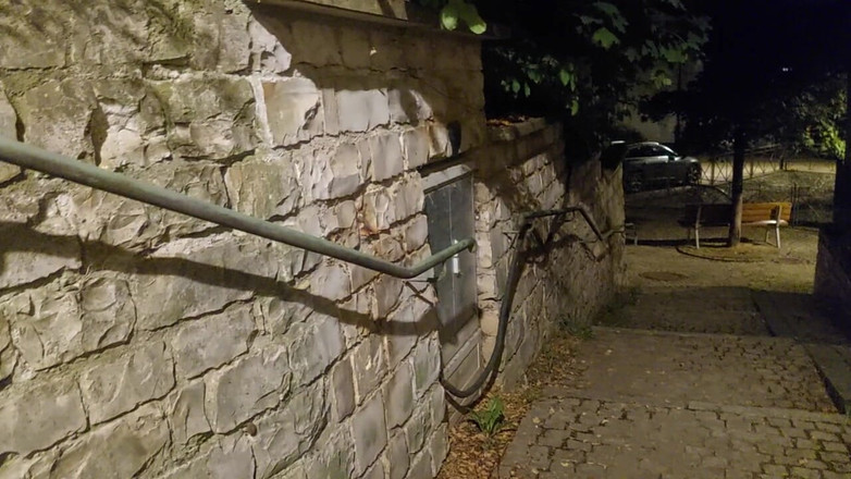 sweetfeet29: Oil In The Neighborhood Real Nude