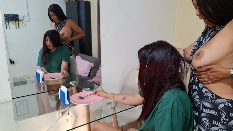 Lady: Kawan-kawan yang bertetek besar dan bengkung berkongkek lesbian buat kali...