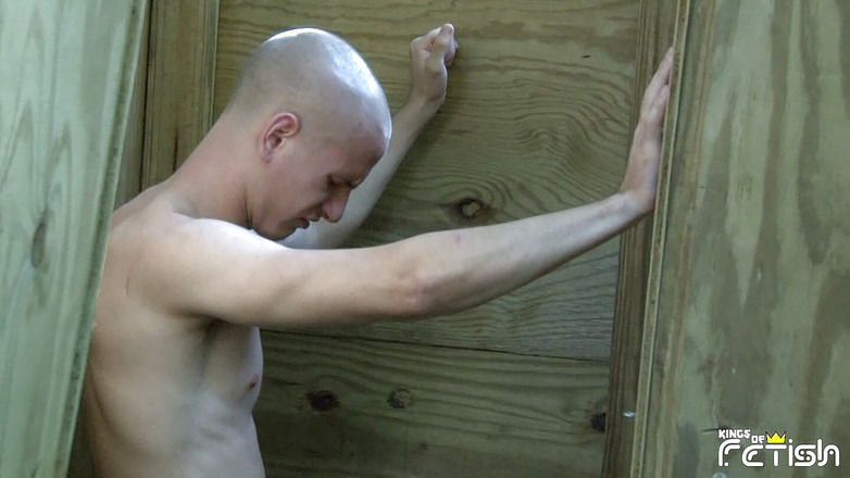 Gay Diaries: Starszy mężczyzna lubi ssie owłosionego kutasa i innego koryta gloryhole