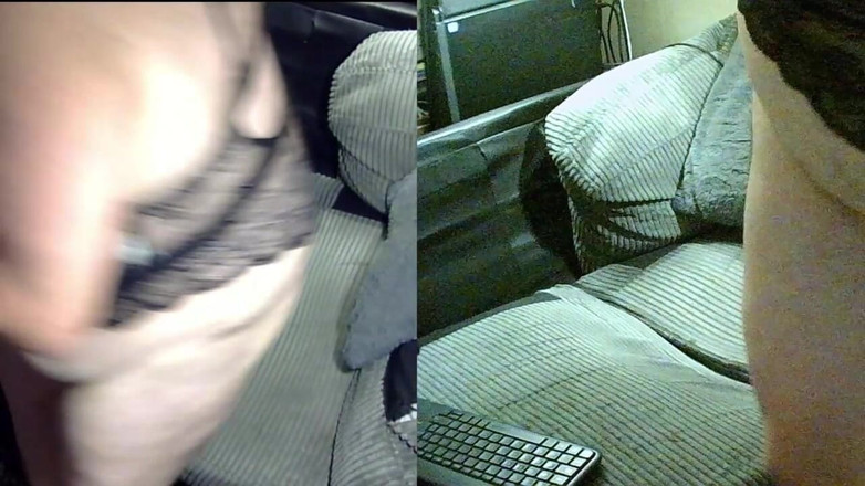 Caressonnous: Покорная маленькая шмоттер