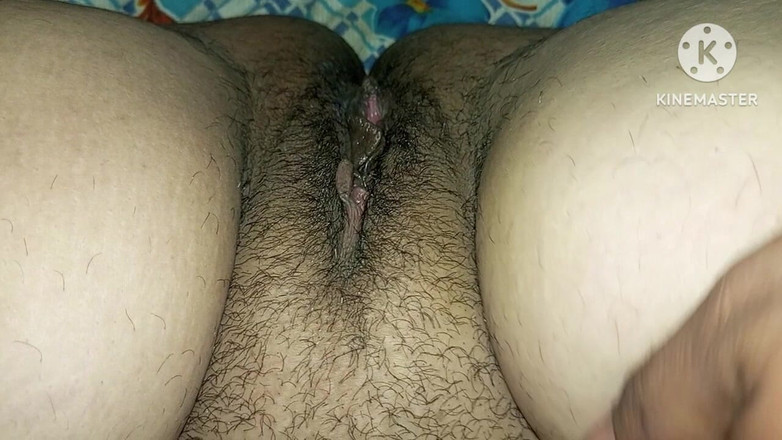 Lubnawife: Nonstop futând sora vitregă frumoasă și fratele vitreg