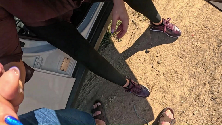 MilfyCalla: Schlampige blowjobs &amp; dicke möpse necken - cameltoe, stöhnen &amp; nasse finger