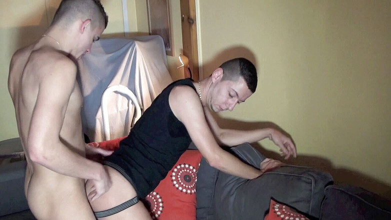 MALIK THE ARAB FUCKER XXL: Cewek nakal dientot pakai jockstrap sama kamel si teman arba...