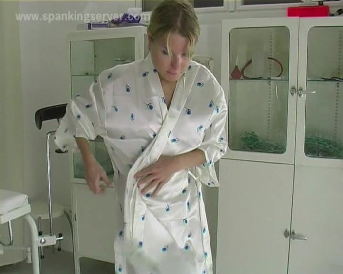 Spanking Server: Karin Pussy Biczowanie Classic 07267