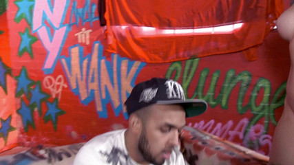 Pure XXX Hardcore: La sexy tatuata Adreena Winters viene schizzata sul viso di...