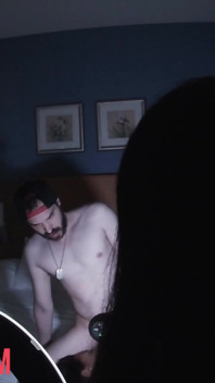 Murzynka model z grubsza jebana przez 2 białych kutasów Bts