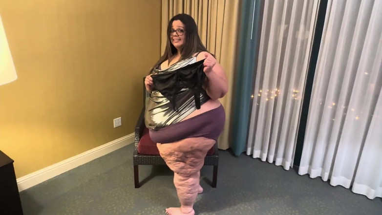 Plump Paradise: Plump paradise: hotelkleid und squeeze 2