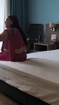 Indian Hot MILF Fuck Doggy Position on Bed
