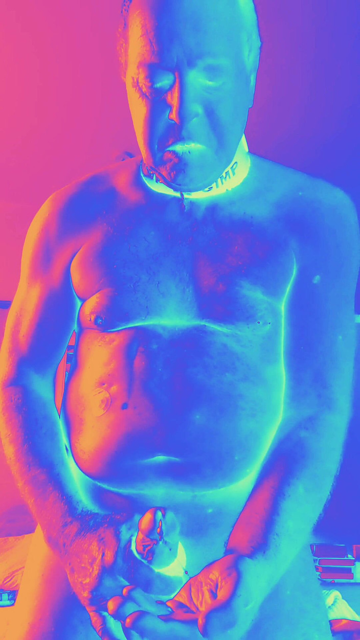 Bellhead: Esclave de bite en marche inversée