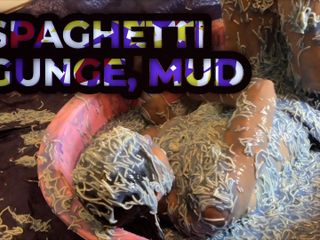 Wamgirlx: Spaghetti Gunge, Clingfilm and Mud