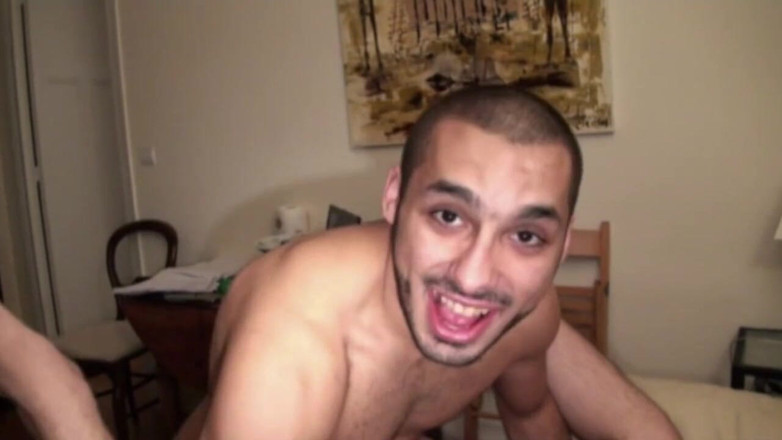 Crunch Boy: Tati futut de o pulă arabă xxl pentru filmare porno...