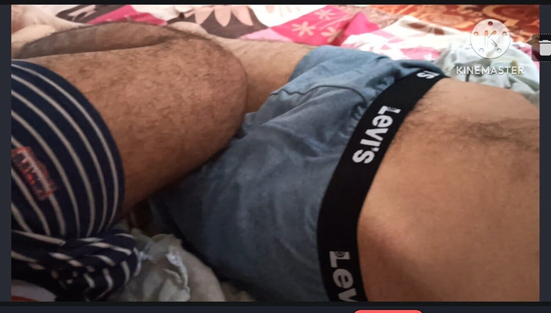 Desi__Panda: Wow kali pertama saya menyentuh zakar abang tiri saya oleh...