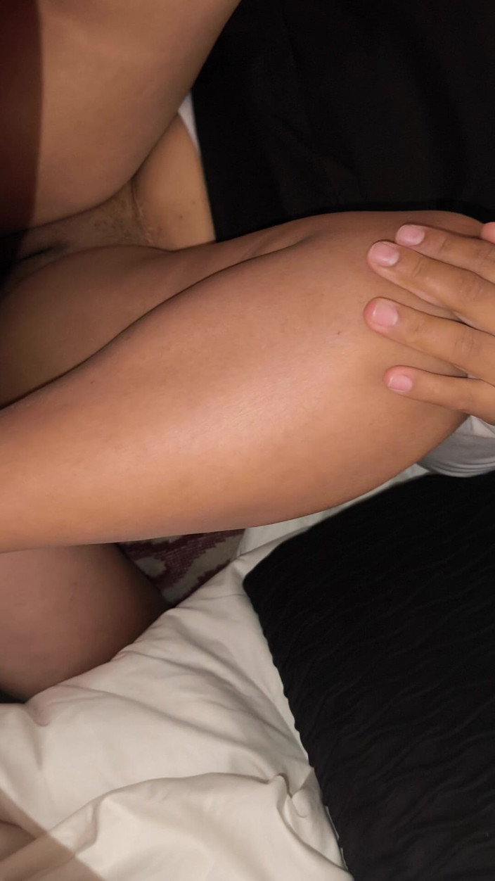 Moo DBOXXX: 村の医者が彼女のチンコを試しに来た、彼女はとてもストレスを感じていた