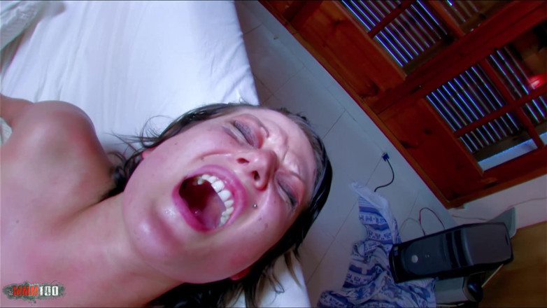 MMM100: Sluty MILF Hardcore Fucked