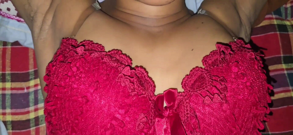 SafeRosebush8: Memek pacarku vegina di-fingering sampai muncrat banyak banget