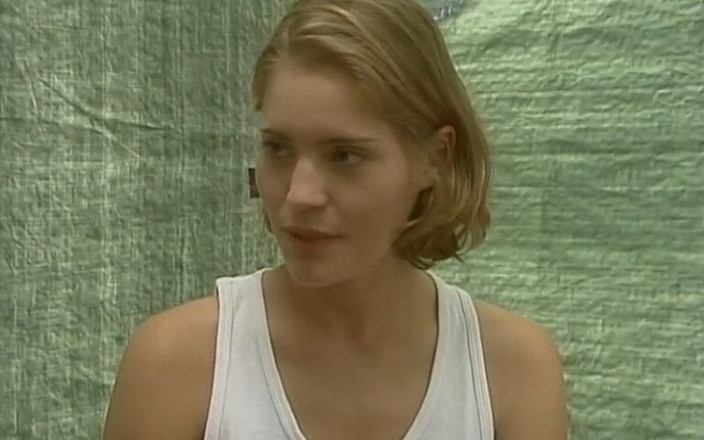 Magmafilm: Lesbian Soldiers