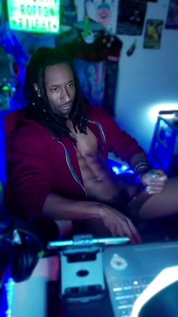 J.smooth: Không nghỉ ngơi, thịt to.